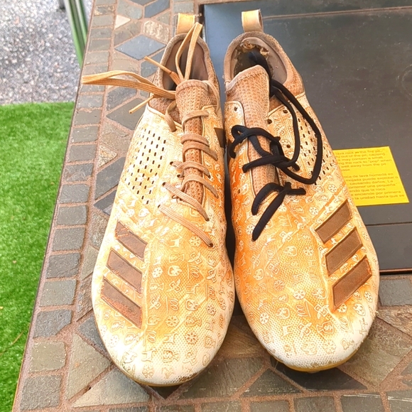 Cleats - Picture 3 of 3